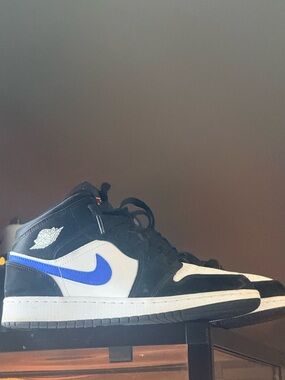 Nike Air Jordan 1 Mid - Black, White & Blue